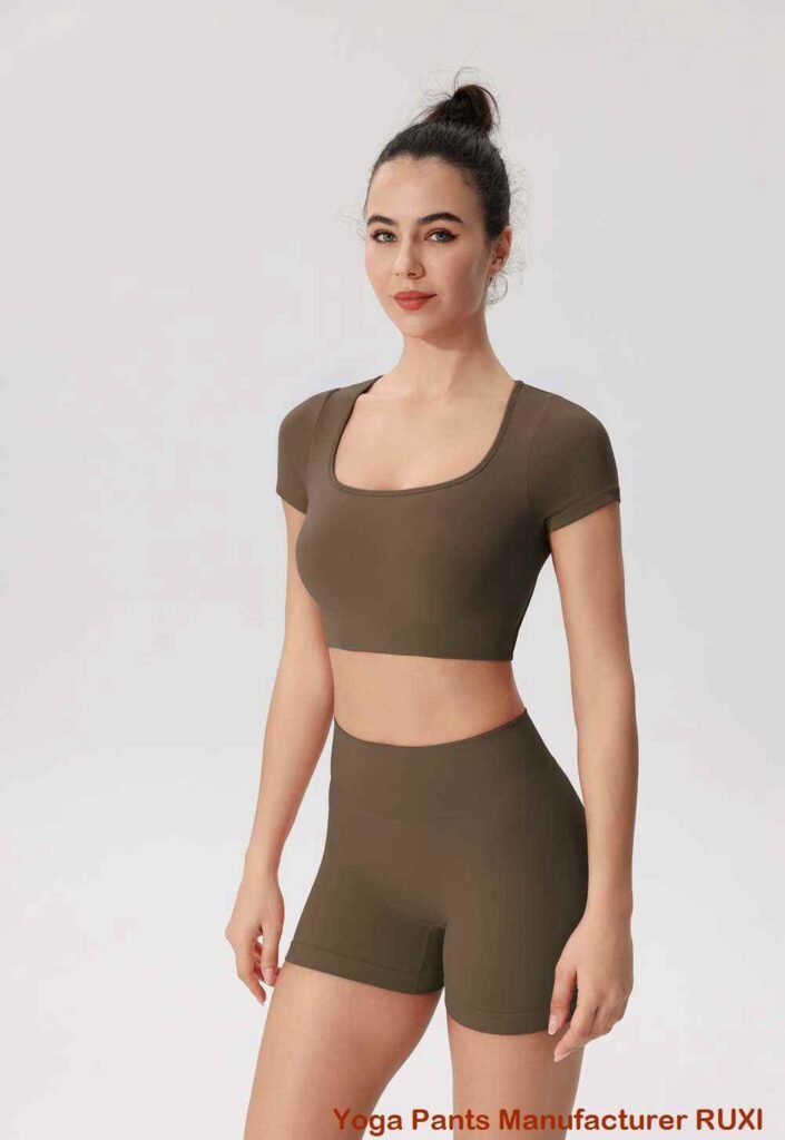 Yoga Shorts mit hoher Taille und Taschen Ruxi at3441