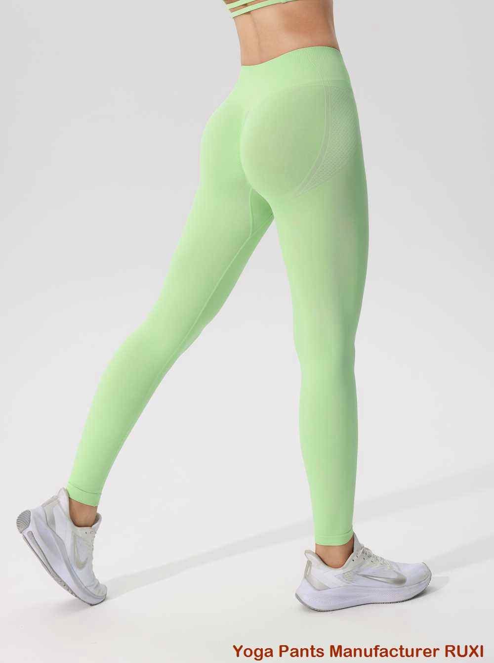 Racerback Sport BH mit ultimativem Tragekomfort und Halt Racerback Sport BH mit ultimativem Tragekomfort und Halt