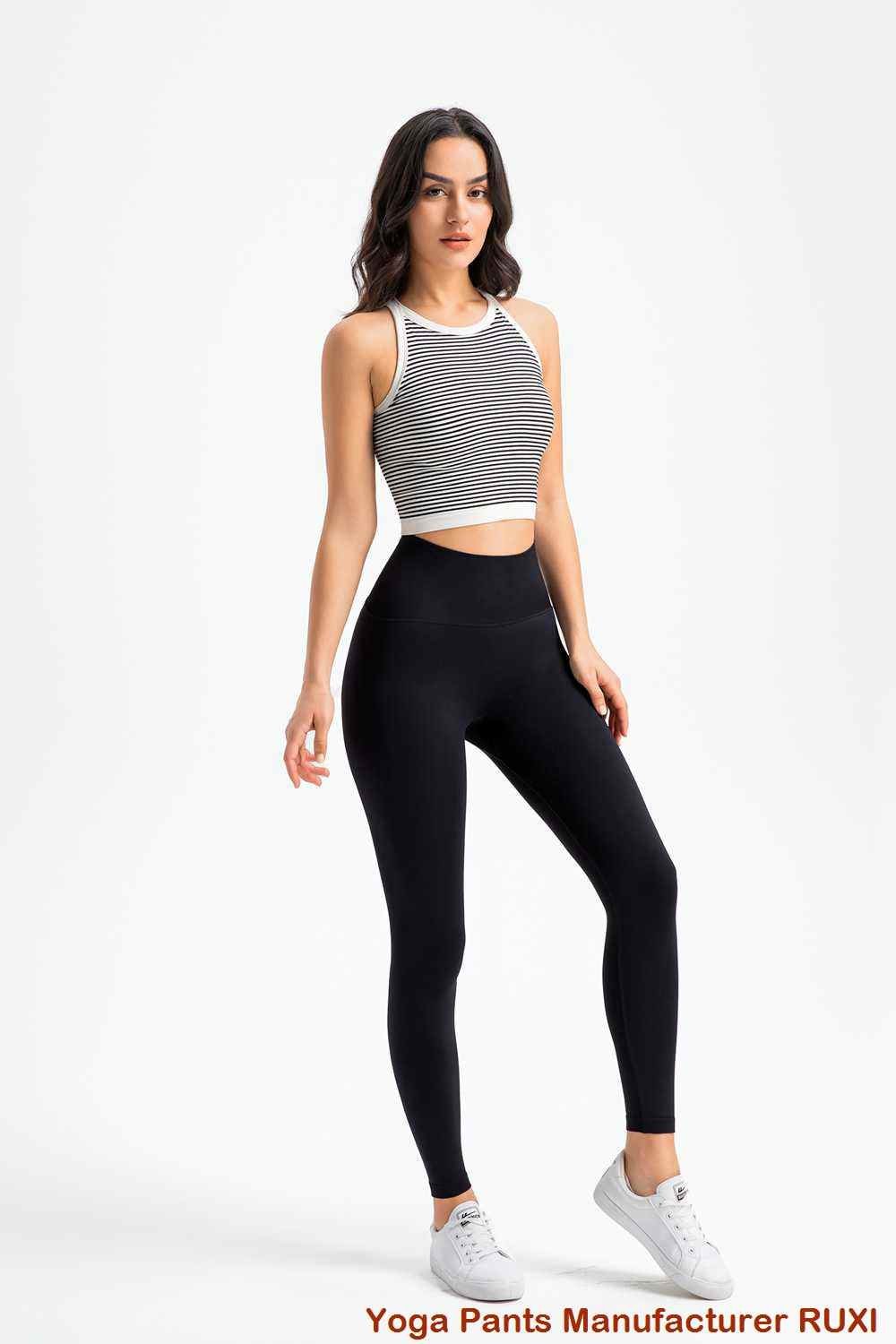 Sportliche Flare Leggings für Frauen stilvoll und bequem Sportliche Flare Leggings für Frauen stilvoll und bequem