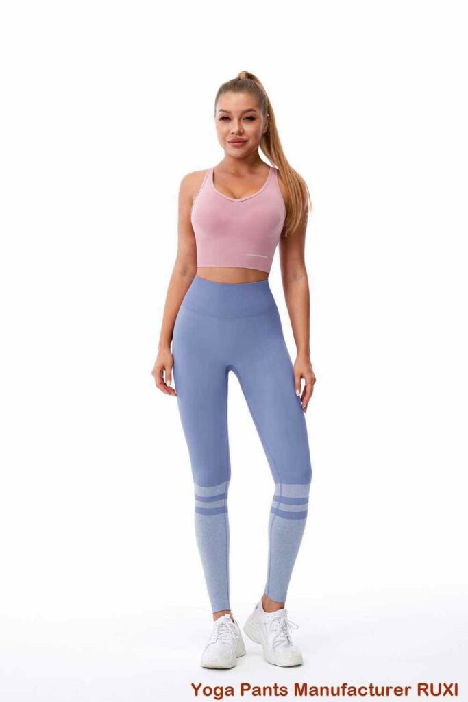 Sportliche Shorts mit hoher Taille Ruxi at2688