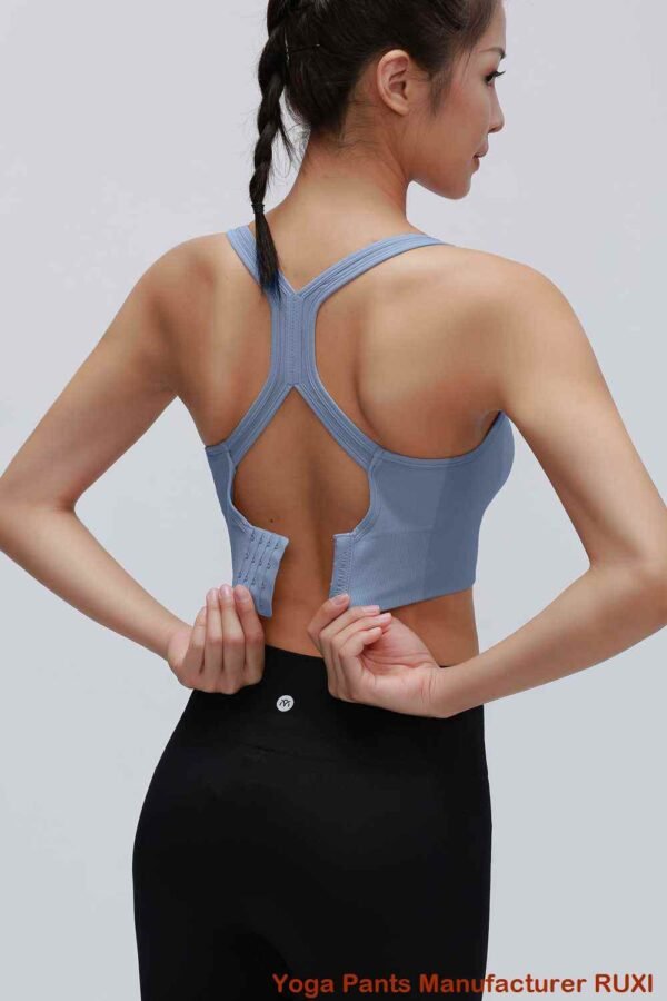 Lilafarbener Sport BH für Damen bequem und stilvoll Ruxi