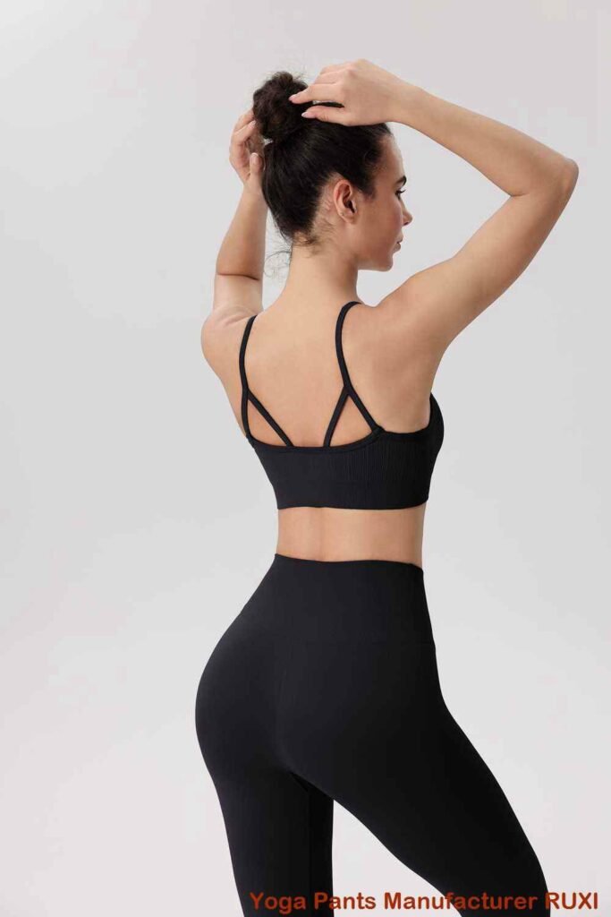 Rosa Yoga Shorts für Damen bequem und stylisch Ruxi at641