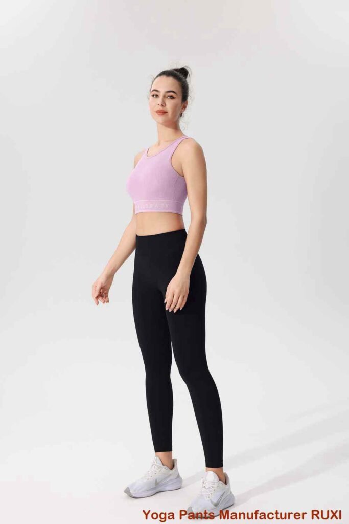 Rote Golfshorts für Damen stilvoll bequem Ruxi at2859