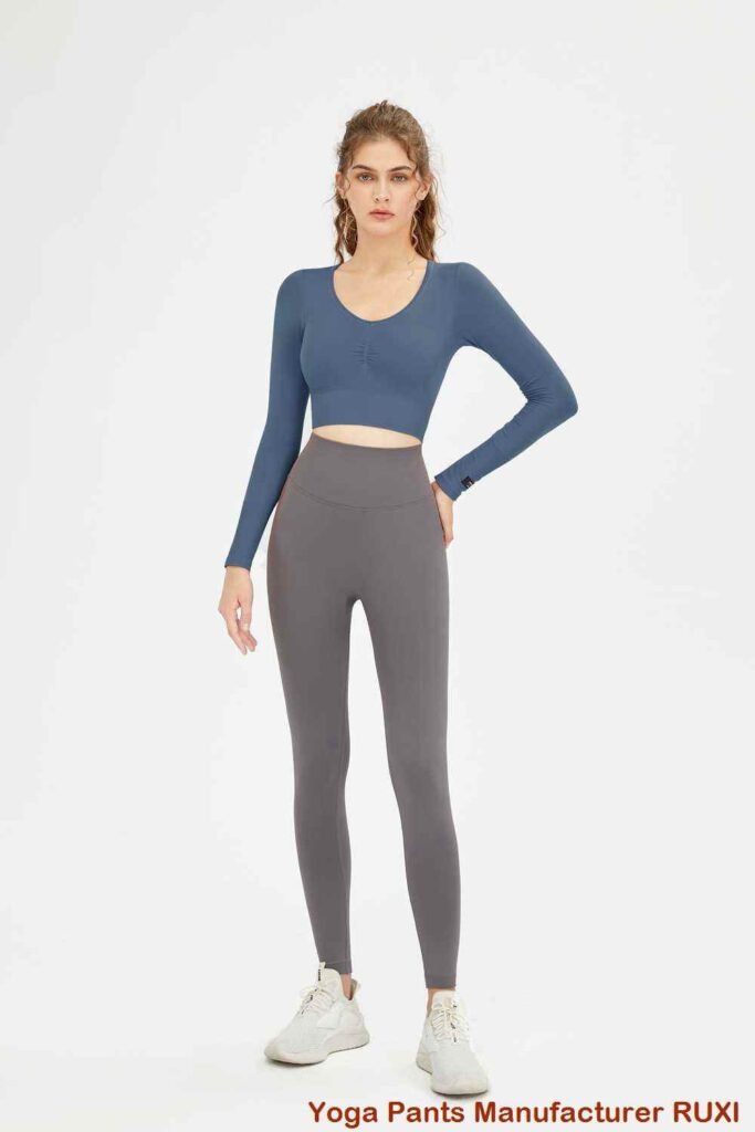 Nahtlose Leggings mit Taschen Ruxi at113