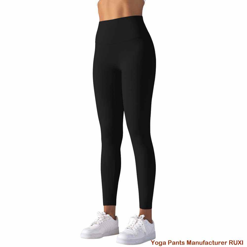 Khakifarbene Turnshorts für Herren bequem und stilvoll Khakifarbene Turnshorts für Herren bequem und stilvoll