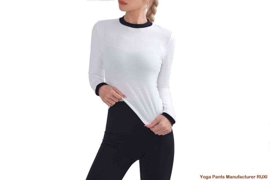Weiße Golfshorts für Damen stilvoll bequem Ruxi at2658