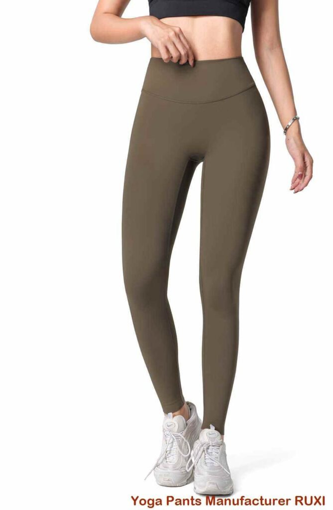 Laufshorts mit integrierten Tights Ruxi at2666