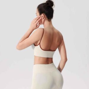 Scrunch-Leggings mit V-Ausschnitt hinten Ruxi at424